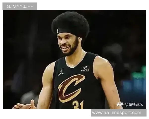 阿伦轻松发挥12投7中贡献20分7篮板2助攻1抢断展现出色状态 阿伦轻松发挥12投7中贡献20分7篮板2助攻1抢断展现出色状态