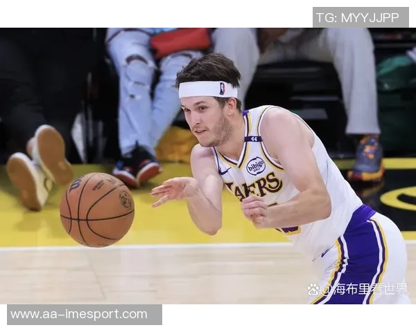 湖人曾计划报价里夫斯四年一亿马刺休赛期将重启追逐战